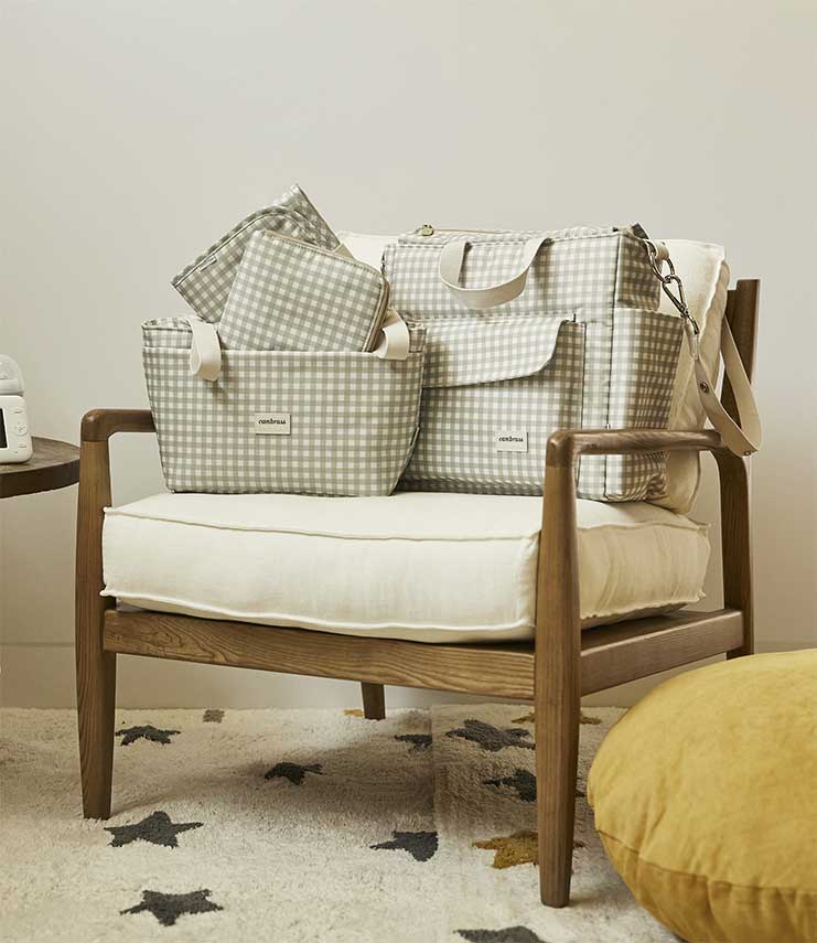 Essenciais para a mala de maternidade banner mobile