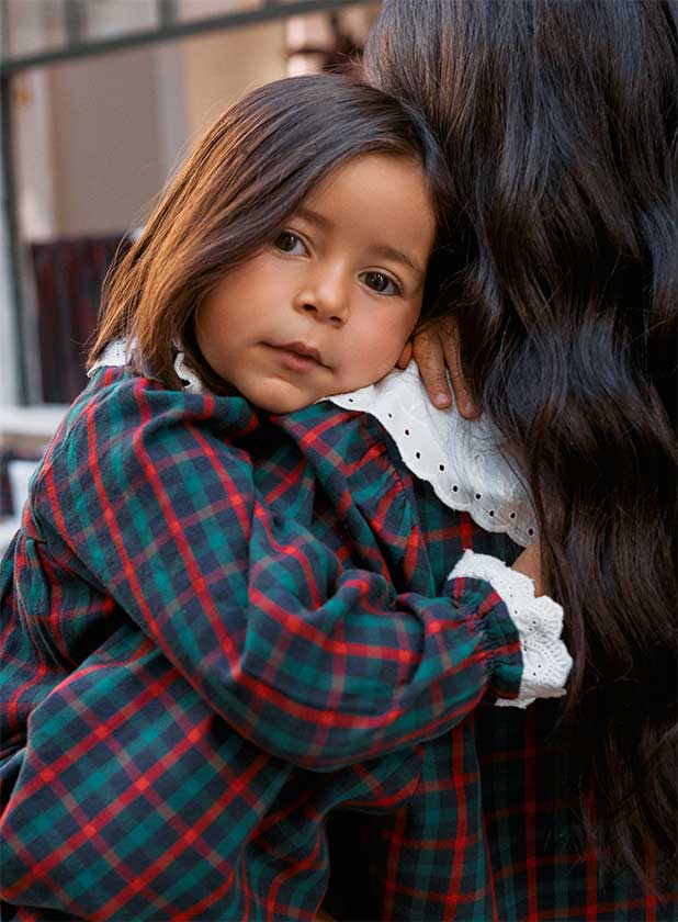 Mesa com afetos, presentes com história