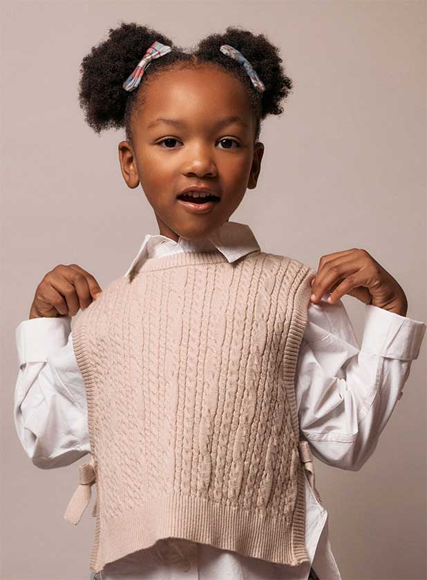 Queen of Scots – tradição escocesa e looks a combinar para irmãos