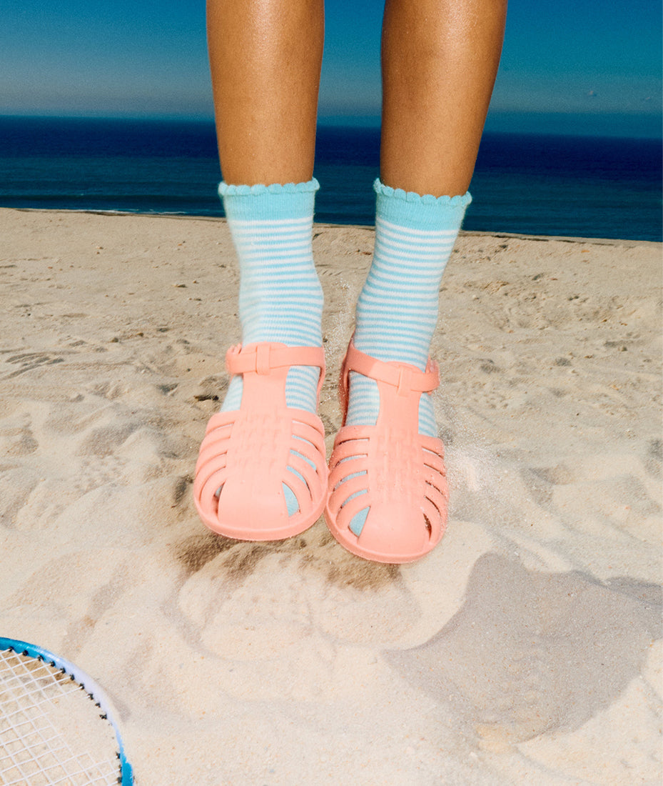 beach footwear