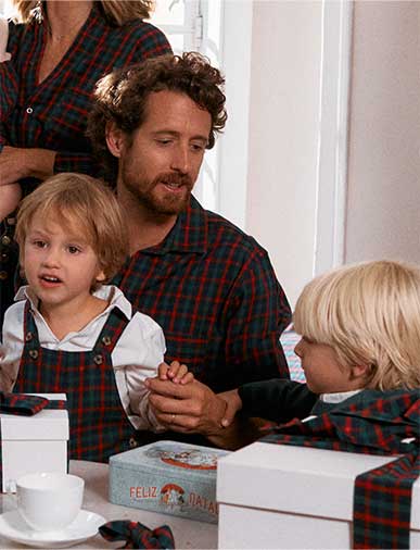 Mesa com afetos, presentes com história