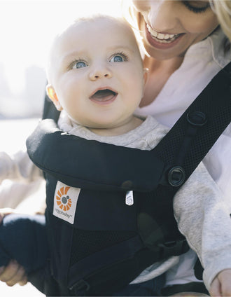 Portabebés Omni 360 Cool Air Ergobaby