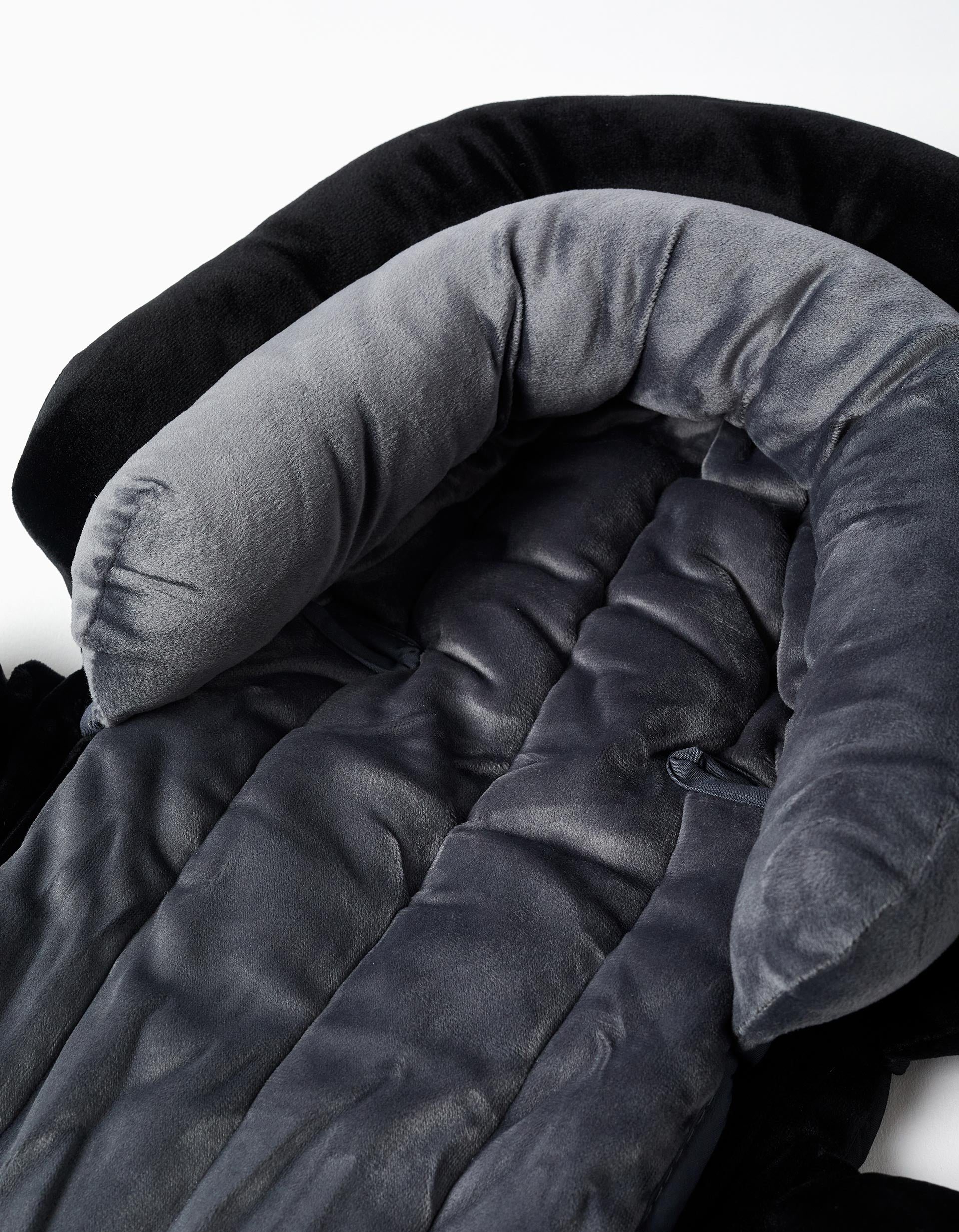 Suporte para a Cabeça de Camada Dupla Apramo, Preto/Cinza