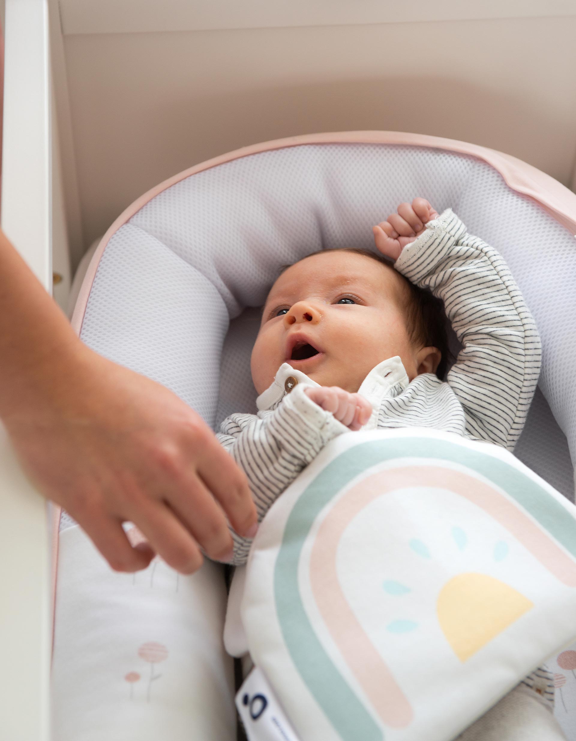 Almohada Anticólico Arco Iris Doomoo