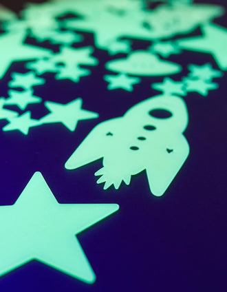62 Glow In The Dark Stickers Djeco