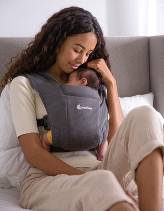 Porte-Bébé Embrace Ergobaby Gris 0M+