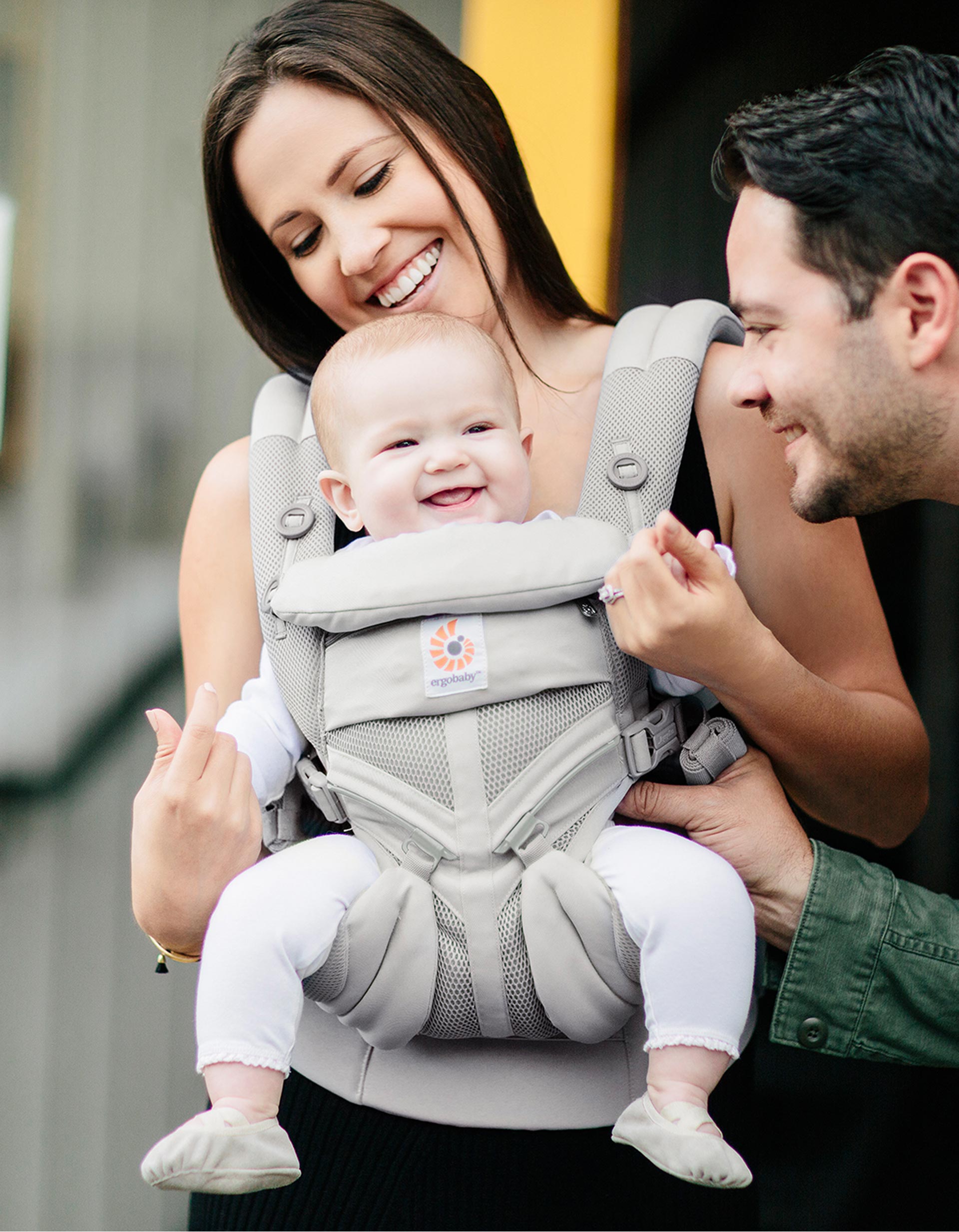 Omni 360 Cool Air Gris Perla Ergobaby baby carrier