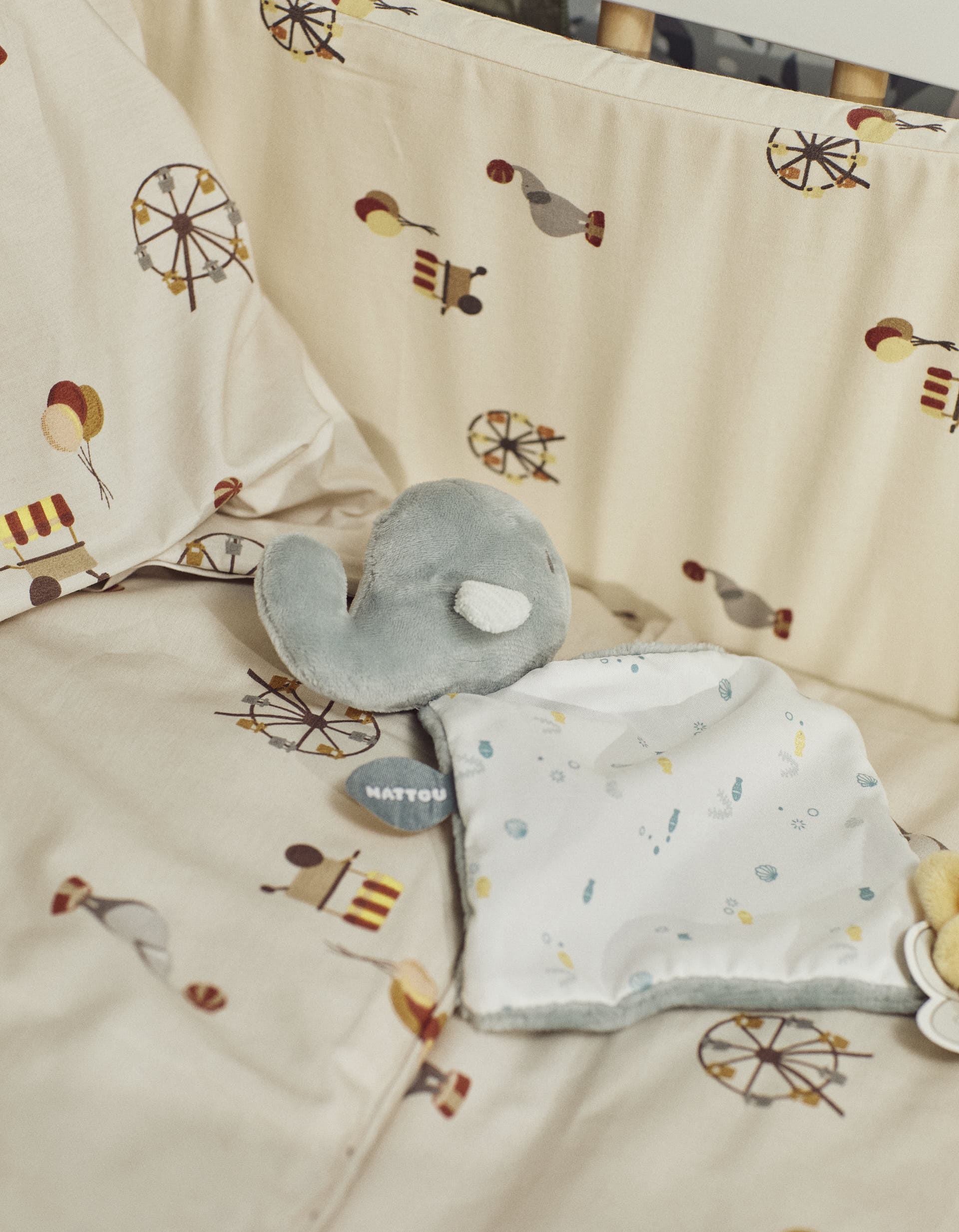 Mini Doudou Sally la Baleine Nattou 0M+