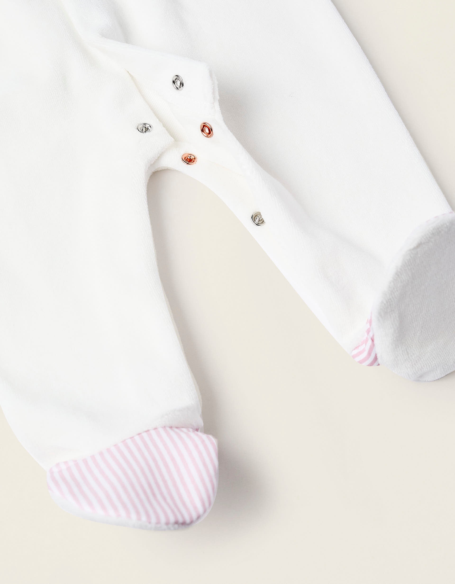 Babygrow de Veludo com Riscas para Recém-Nascida, Branco/Rosa