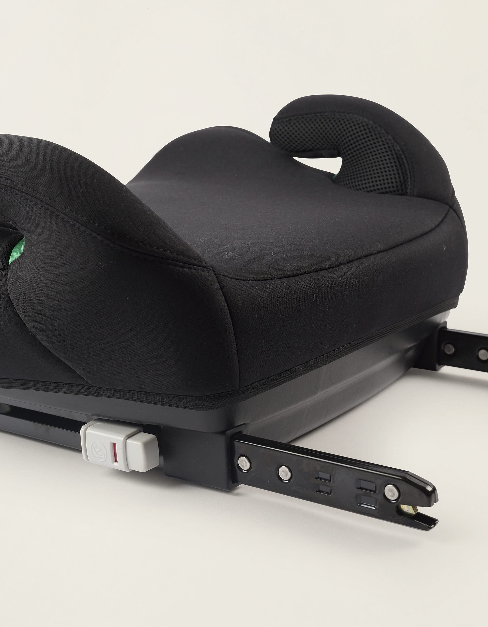 Siège Auto Rehausseur I-Size Zay Safe Premium Isofix, Noir – ZIPPY