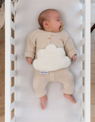 Doomoo Cloud Anti-Colic Pillow, White