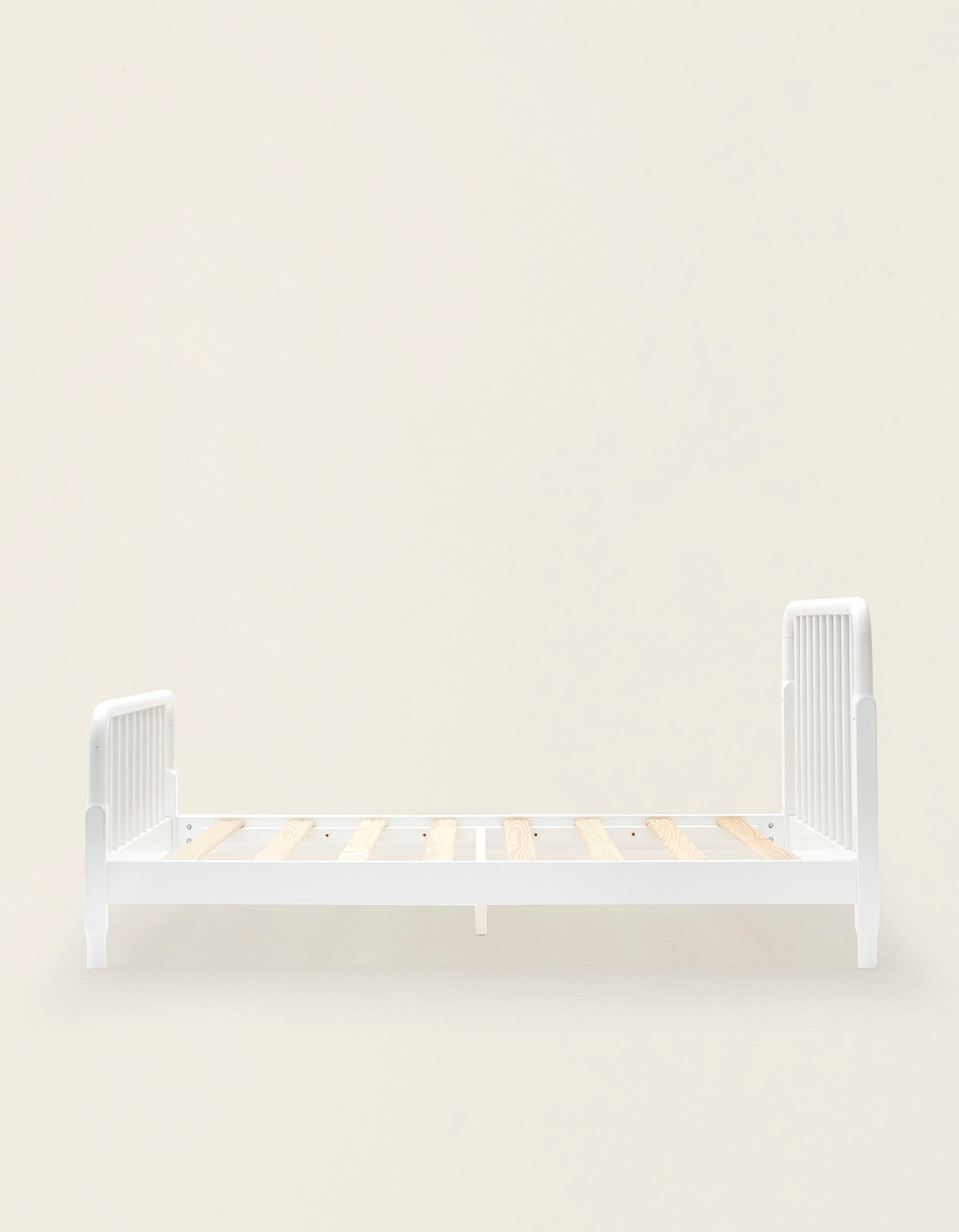 Evolutionary Bed ZY Baby Round 140X90CM