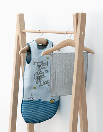 At4 Essentiel Floor Hanger, Natural