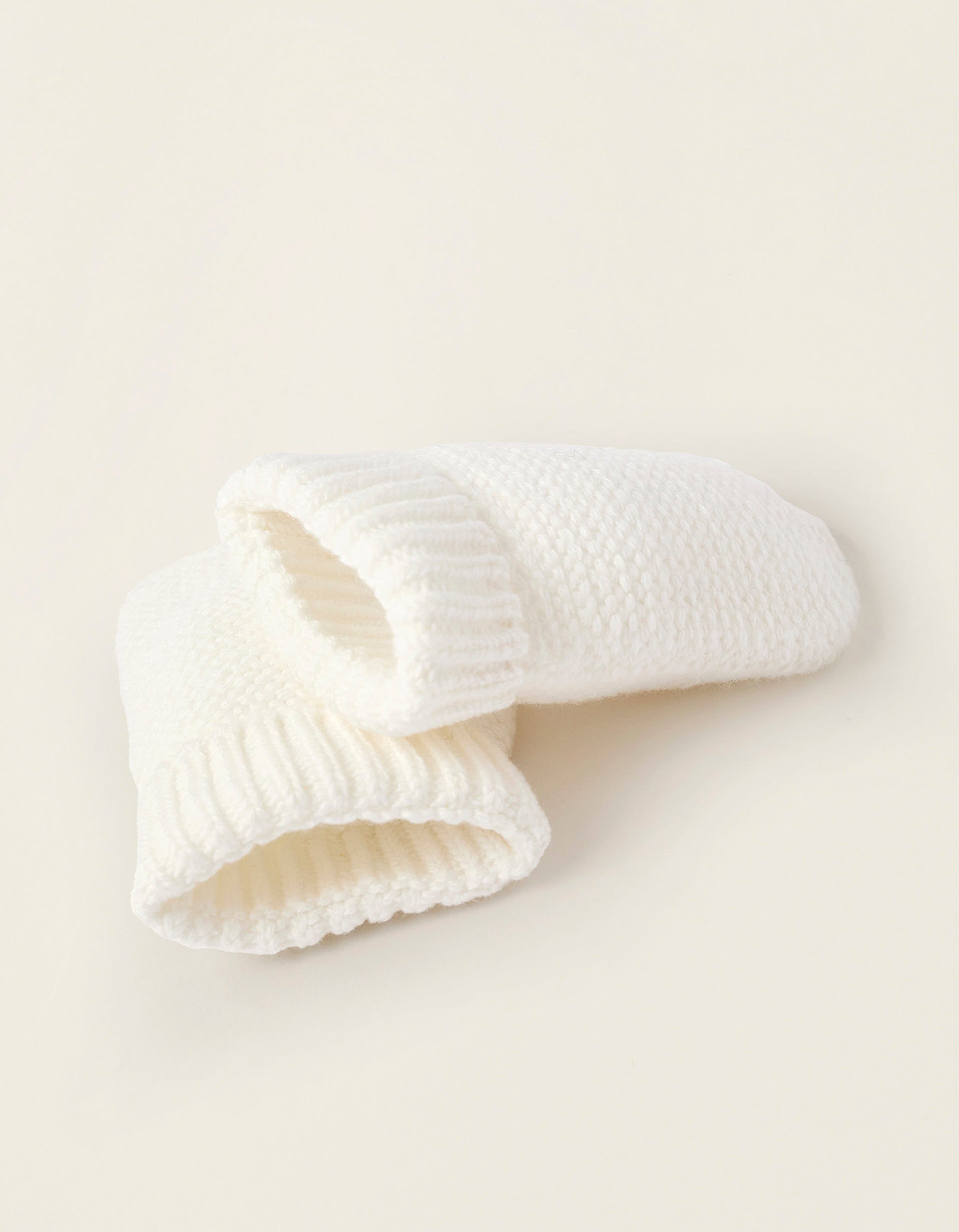 Gorro + Guantes en Punto para Recién Nacido, Blanco