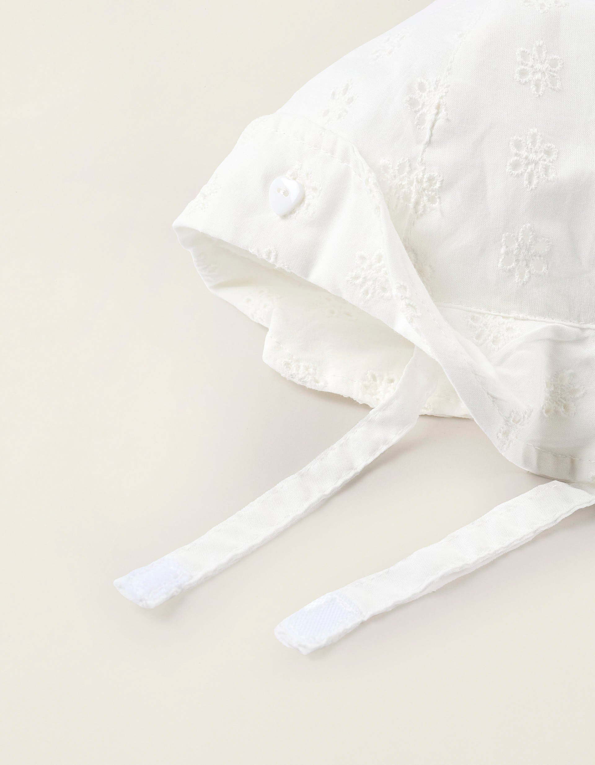 Chapéu com Bordado Inglês para Recém-Nascida e Bebé, Branco