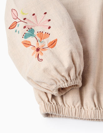 Blusa de Niña en Sarga con Volantes y Bordado de Flores, Beige
