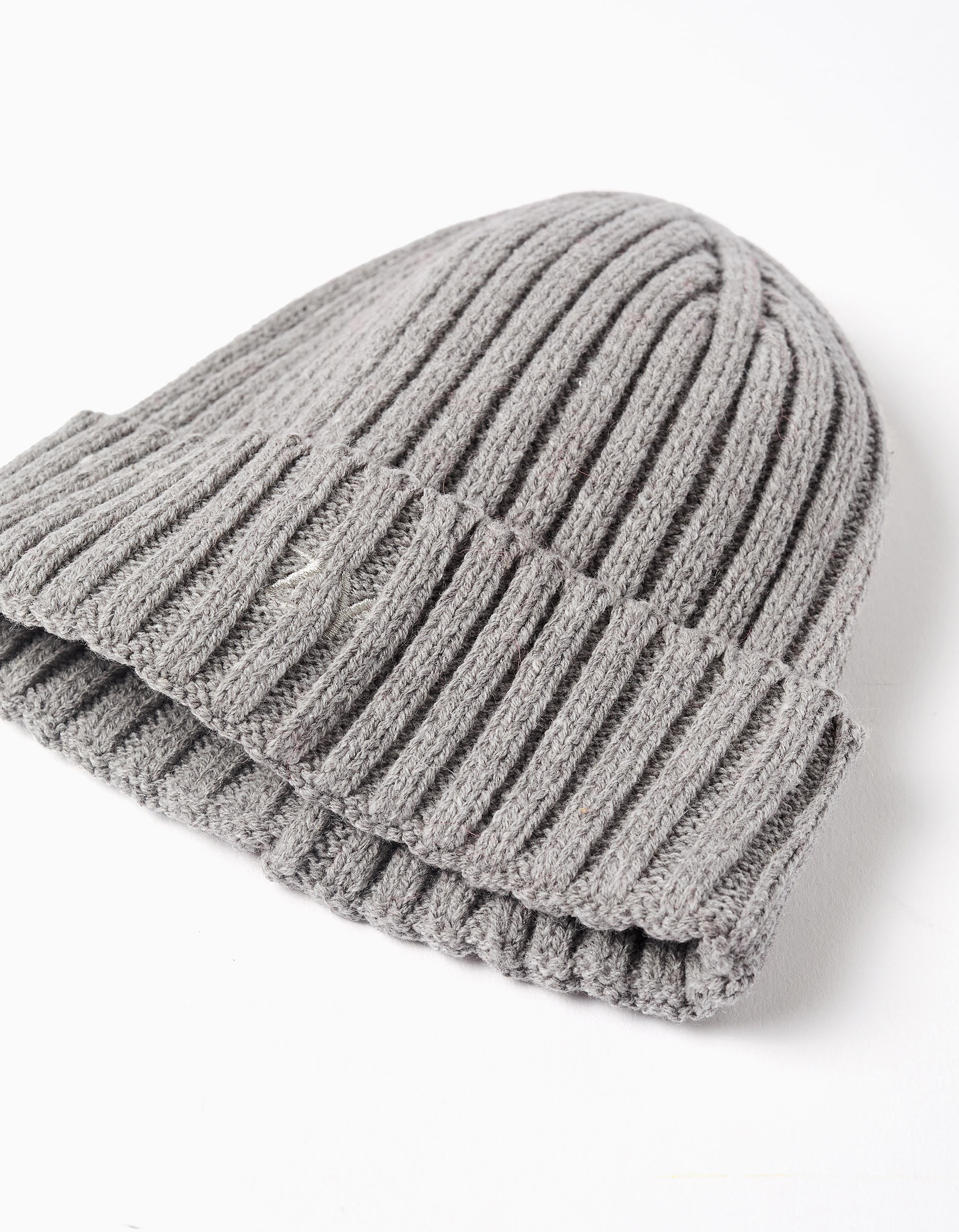 Ribbed knitted beanie with embroidery for boys, grey