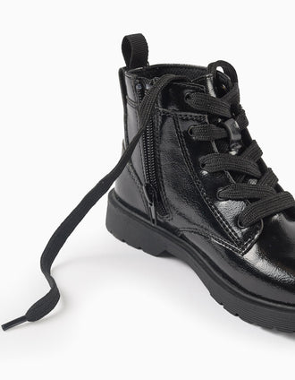 Botas biker com cordões e acabamento brilhante para menina, preto