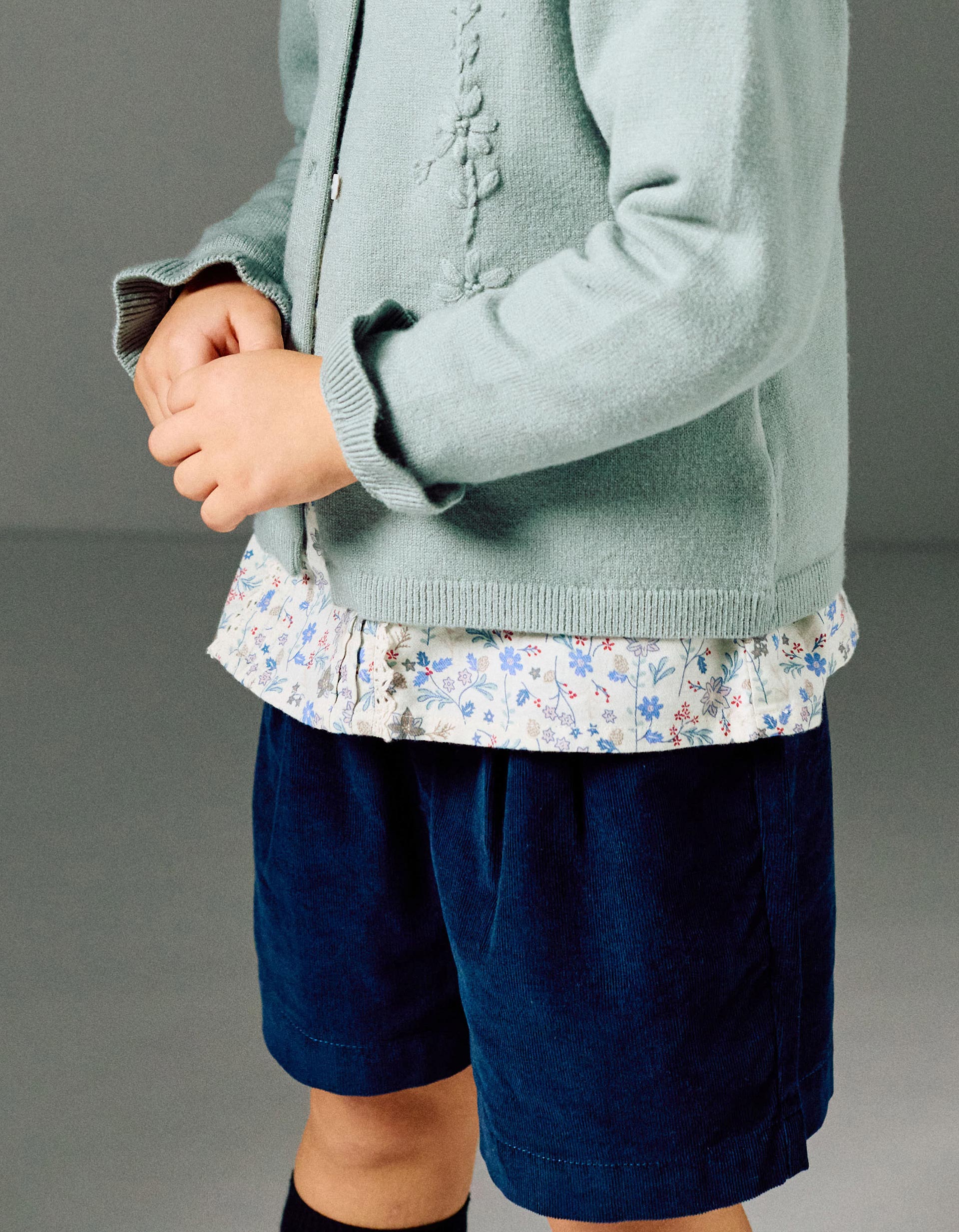 Corduroy shorts with front pleats B&S for girls, dark blue