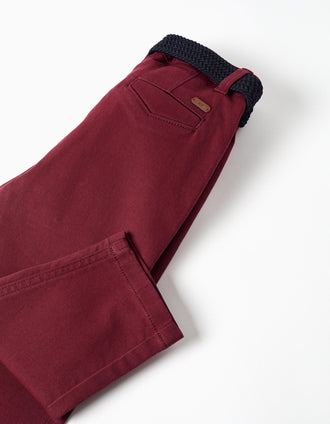 Pantalón chino ajustado de sarga con cinturón para bebé niño, rojo oscuro