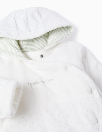 Babygrow de veludo acolchoado com capuz para recém-nascidos, branco
