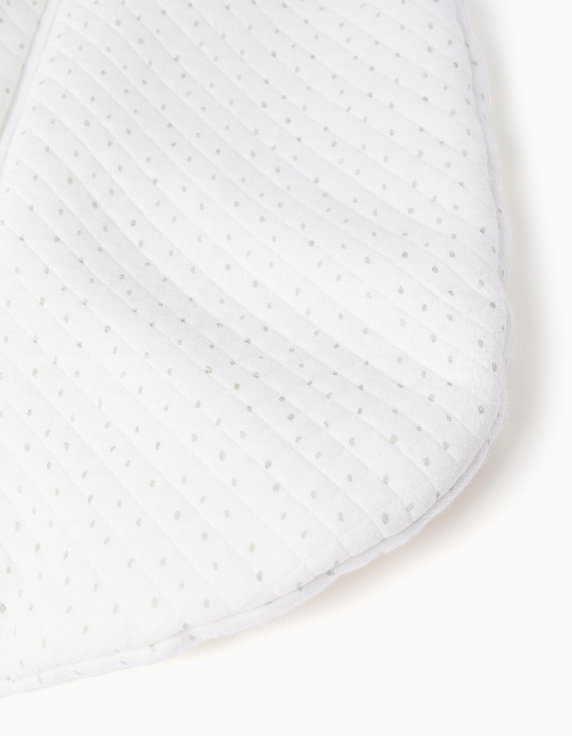 Quilted sleeping bag with 2.0 TOG for newborns, white/green