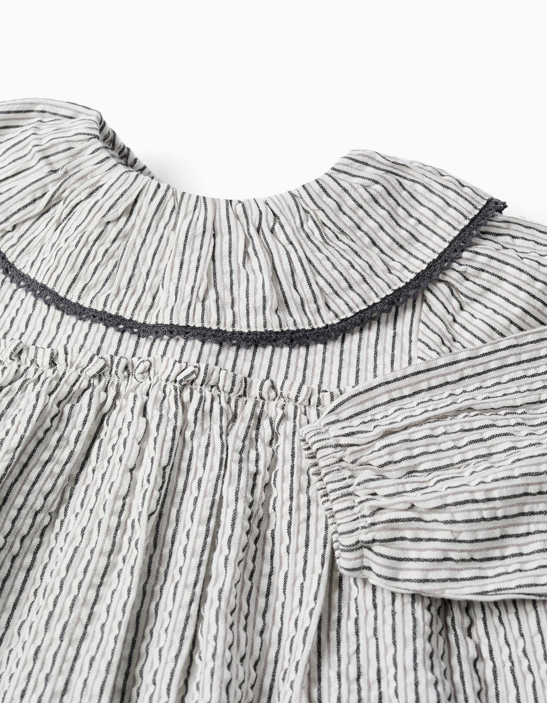 Vestido de algodão às riscas com folhos B&S para bebé menina, branco/cinza