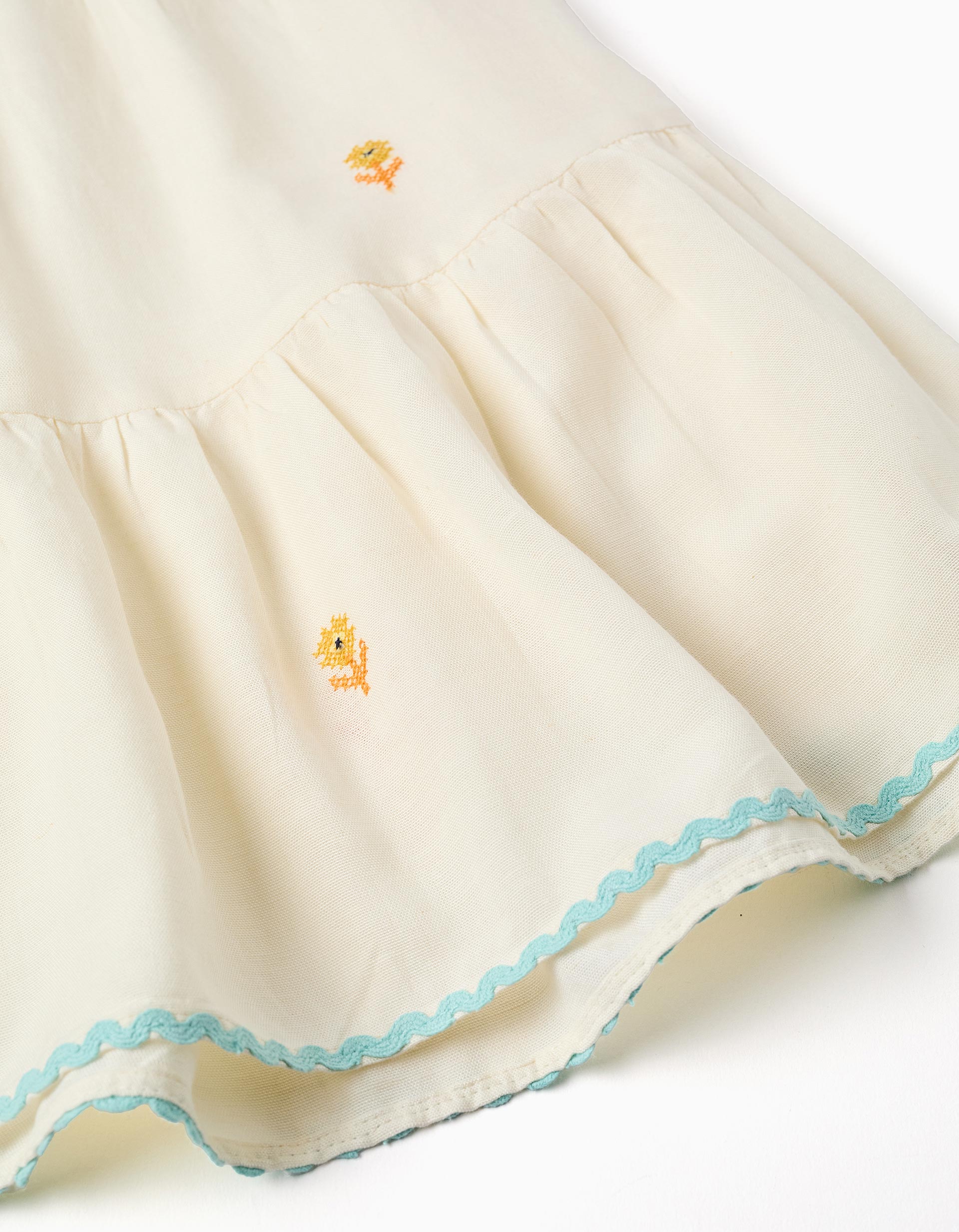 Vestido de algodão e linho com flores bordadas para menina, bege-claro