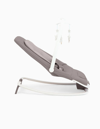 Joie Dreamer Walnut Restchair