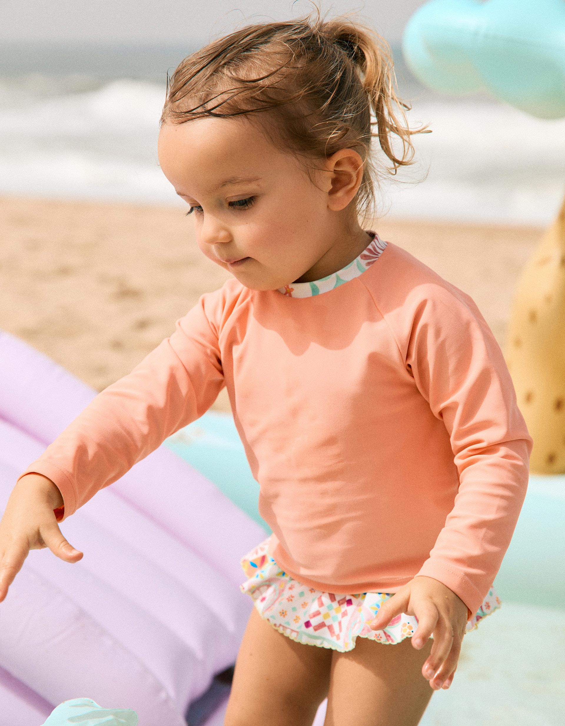 Conjunto de baño con protección UV 40+ y azulejos para bebé y niña, coral