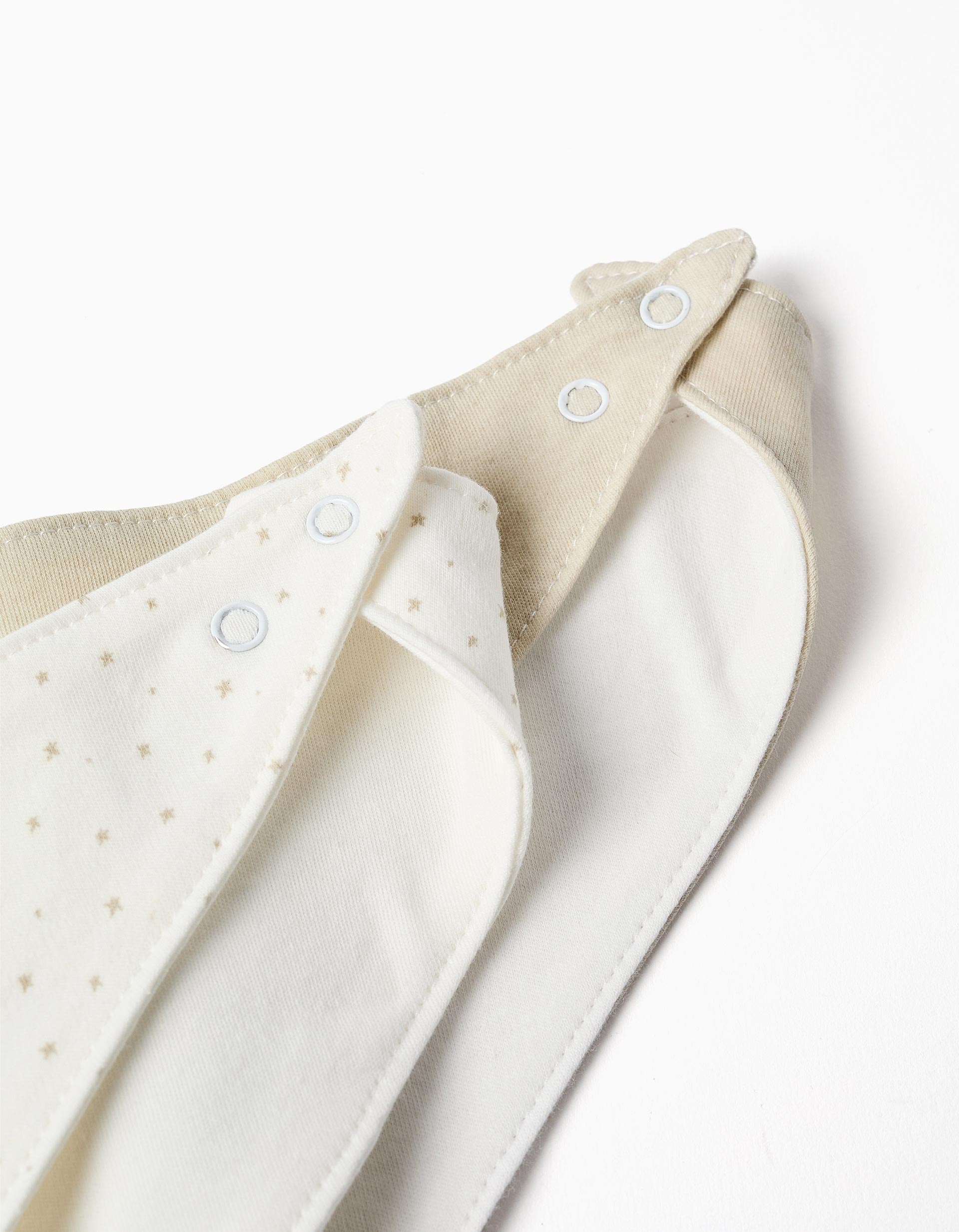 Pack of 2 Bandanas for Newborns and Babies ZY Baby, White/Beige