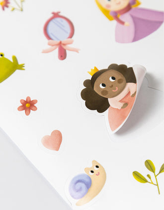 Princesses Sticker Activity Book Edicare 6Y+