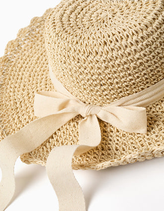 Straw hat with decorative bow for babies and girls, beige