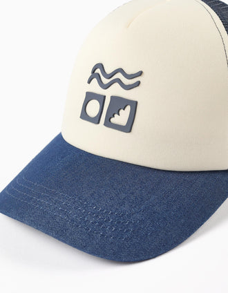 Boné com estampado em relevo e rede para menino, branco/azul