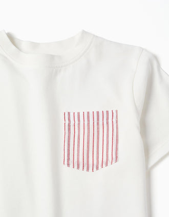 Cotton T-shirt with striped chest pocket for boys, white/red