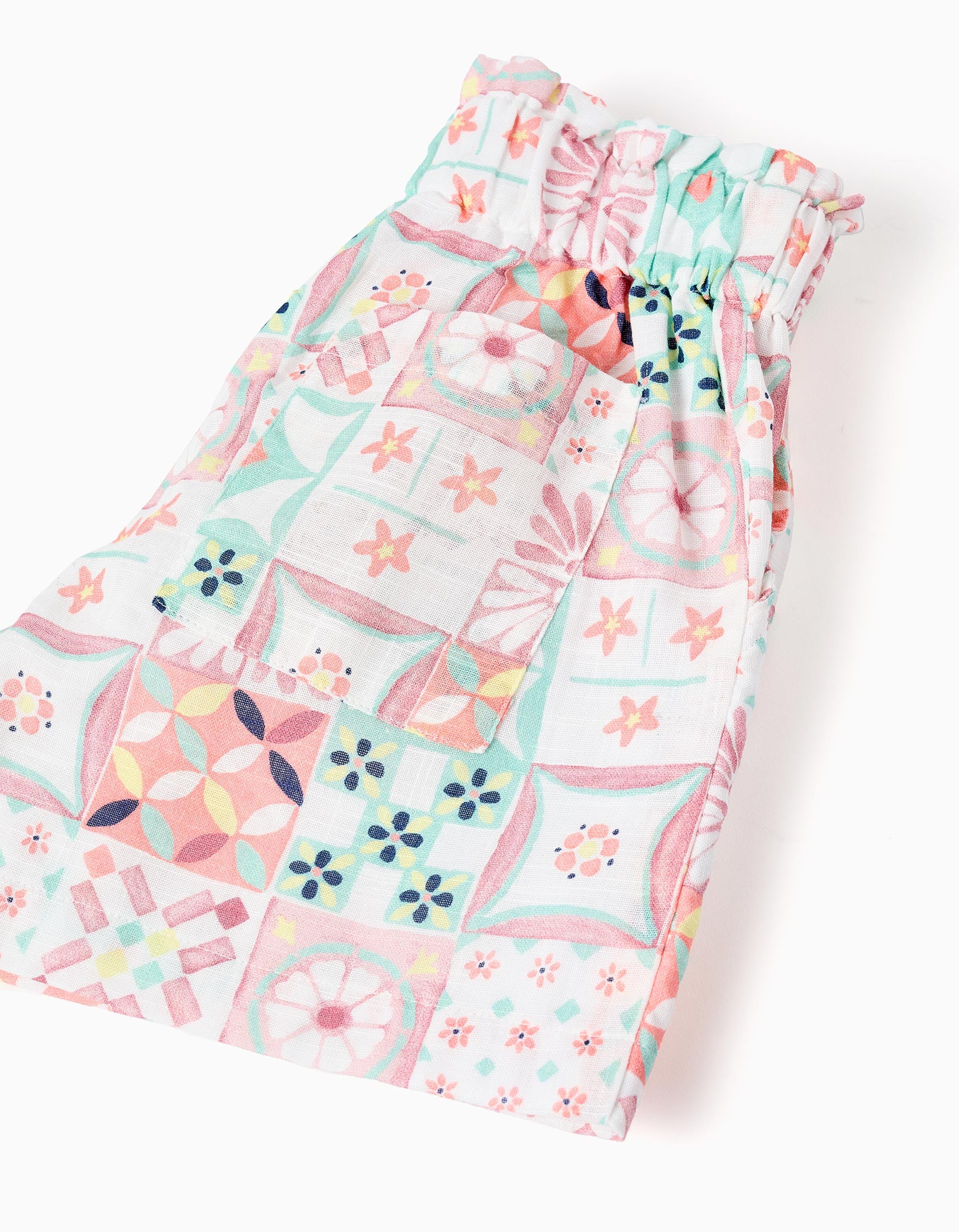 Cotton shorts with a tile pattern for girls, multicolour