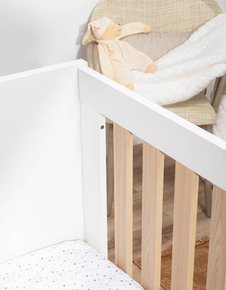 Essenza Cot IKID 60X120 cm, Natural/White