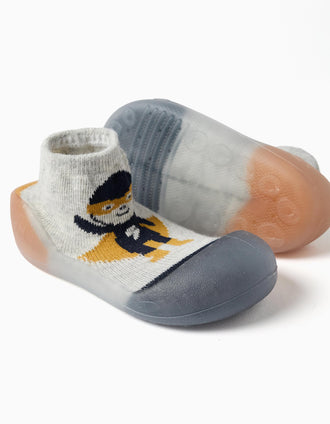 Steppies slipper-socks with superhero print for baby boys, grey