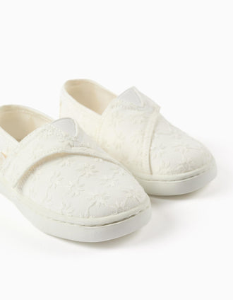 Linen espadrilles with floral embroidery for baby girls, white