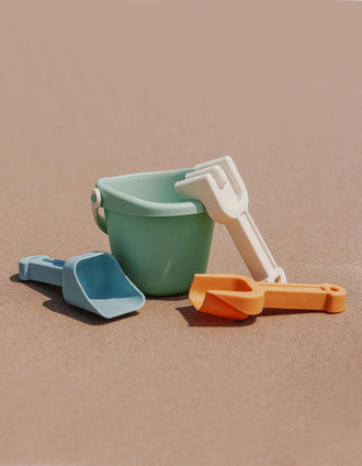 Baby Beach Set 4Pcs by Miniland 18M+
