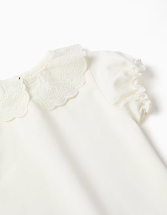 T-shirt with scalloped and embroidered collar for baby girls, light beige