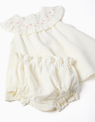 Vestido em algodão e linho com bordado para recém-nascida, branco/rosa