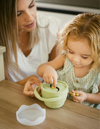 Foldable Silicone Snack Holder Interbaby, Green