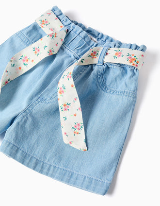 Pantalón corto vaquero con cinturón floral para bebé niña, azul claro