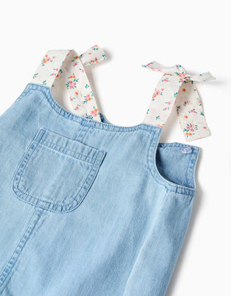 Mono corto vaquero con tirantes florales para bebé niña, azul claro