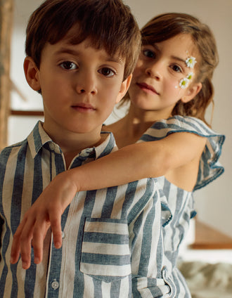 Chemise en coton et lin à rayures You&Me pour garçon, blanc/bleu