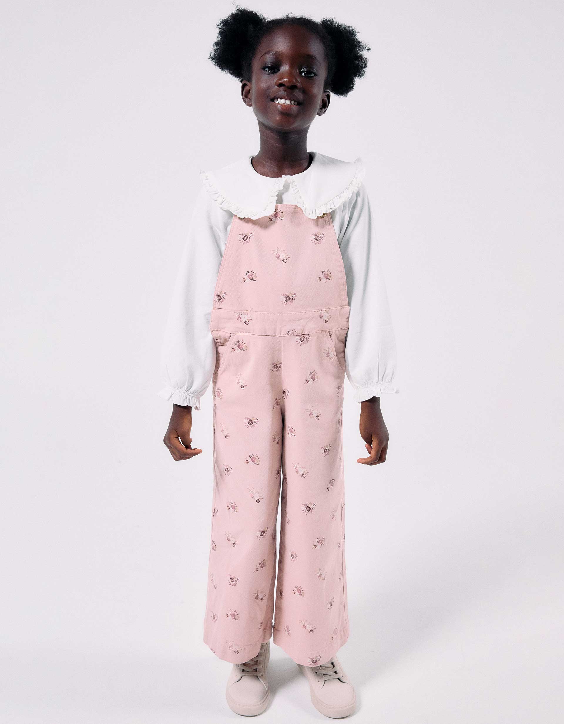 Wide leg twill dungarees with floral pattern for girls, light pink