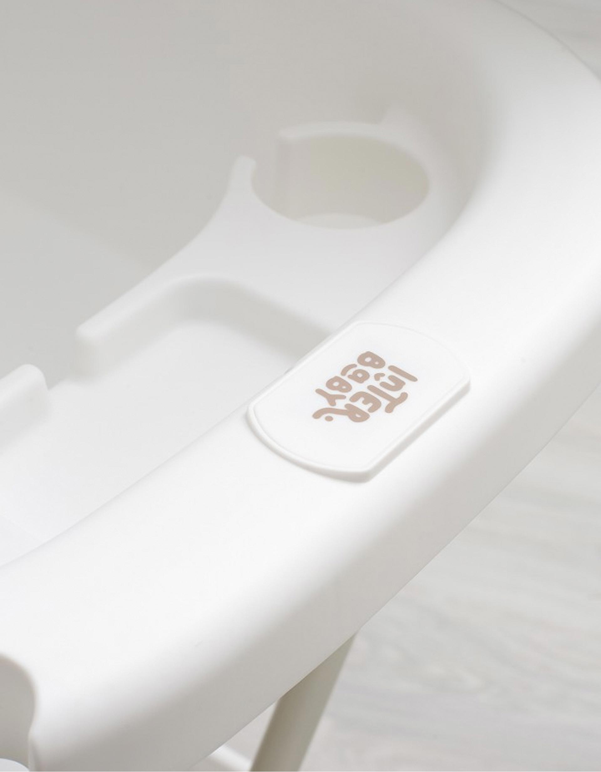 Bathtub and Changing Table Interbaby Dino, White