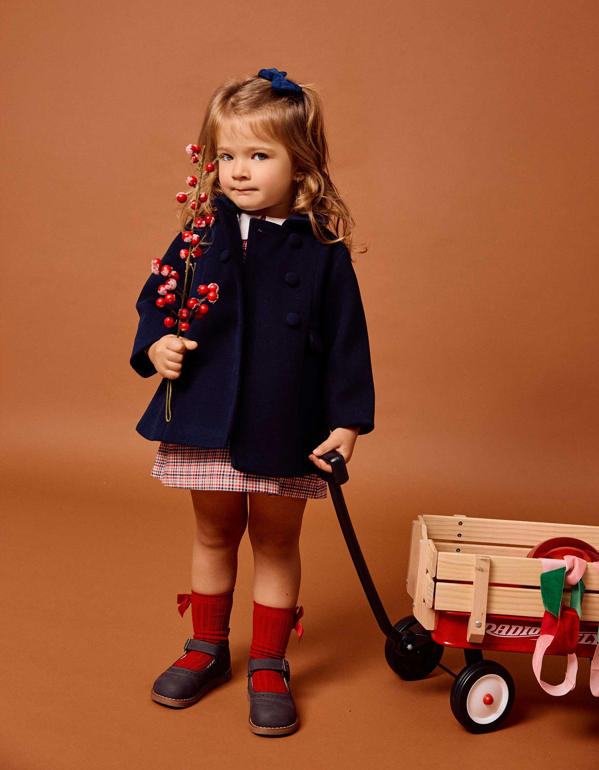 Sobretudo com efeito de lã e bolsos frontais para bebé menina, azul-marinho
