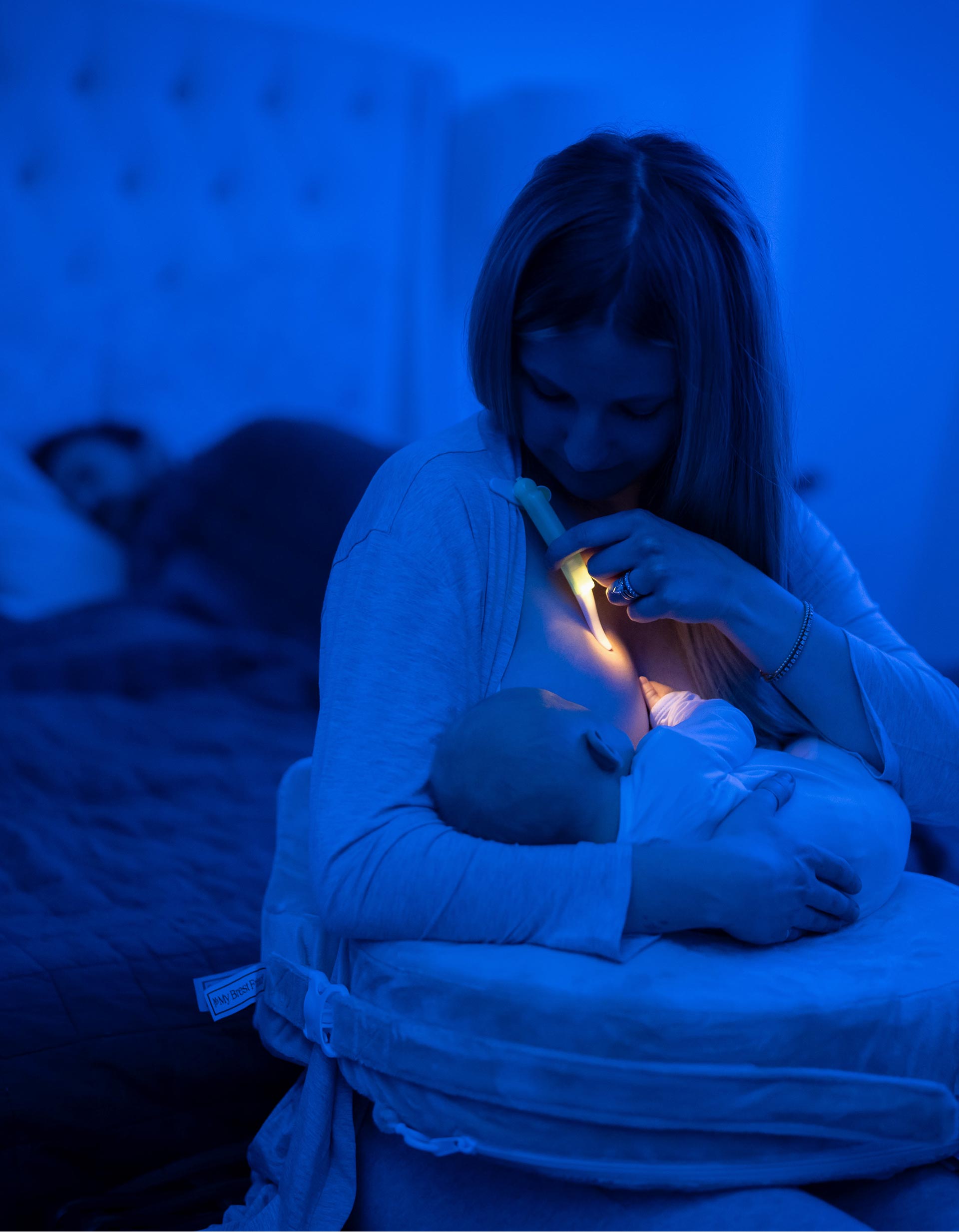 LatchLight hands free night light